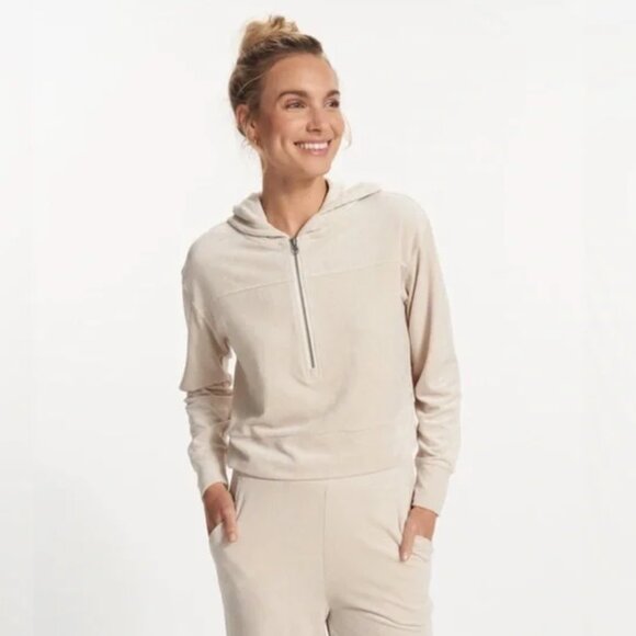 Vuori Sweaters - Vuori Half Zip Hoodie Suede XL